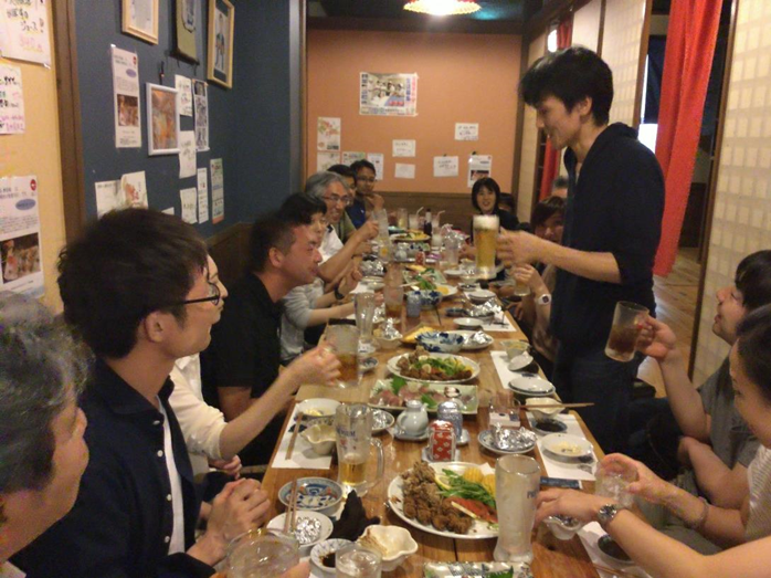 懇親会。楽しい夜になりました。